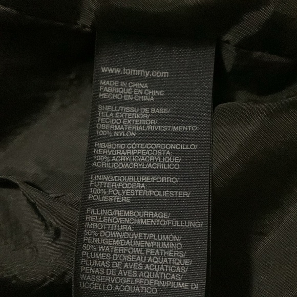 Tommy H puffer S/P black hooded *missing belt* - Picture 7 of 10